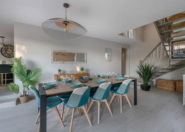 Maison Moderne Avec Jardin Pour 8 - La Baule